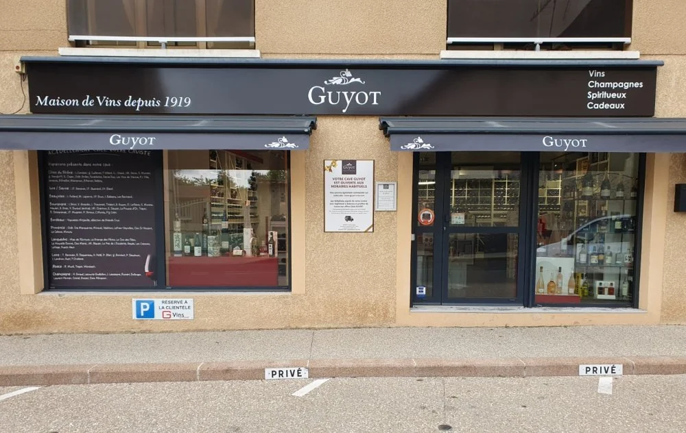 Cave Guyot Vins, Genas